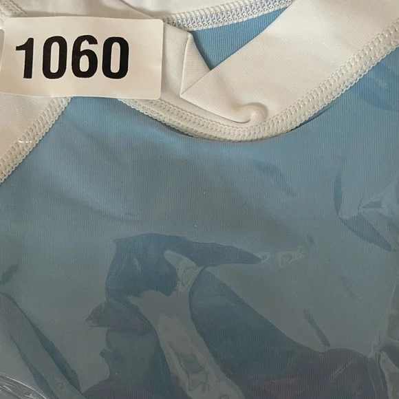 Body Glove Girl’s Rash Guard Size Small Blue White Color Long Sleeve UPF 50 - Picture 8 of 8